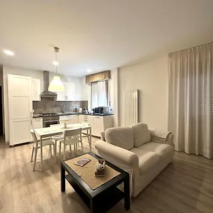 https://appartamento-raffaello.it-tuscanyhotel.com